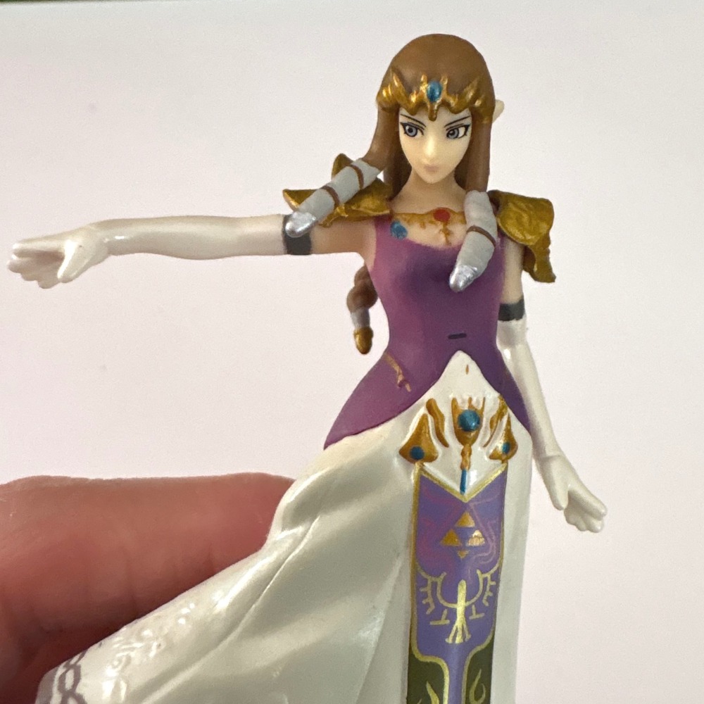 Nintendo Amiibo Zelda Super Smash Bros Figure NVL-001 Switch Wii U 3DS Amibo